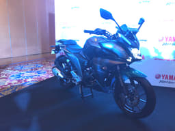 2017 Yamaha Fazer 25 image gallery