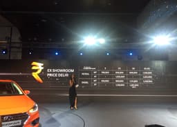 New 2017 Hyundai Verna image gallery