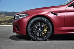 New 2018 BMW M5 image gallery