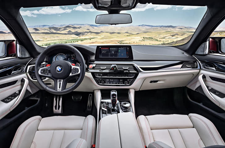 New 2018 BMW M5 image gallery