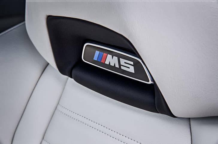 New 2018 BMW M5 image gallery