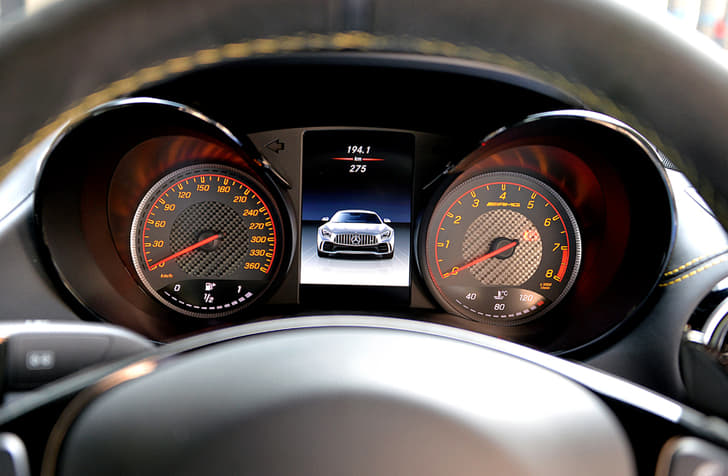 2017 Mercedes-AMG GT R image gallery