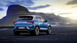 2017 Volkswagen T-Roc image gallery