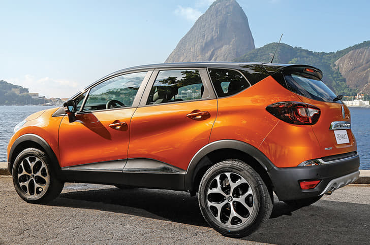 2017 Renault Captur image gallery