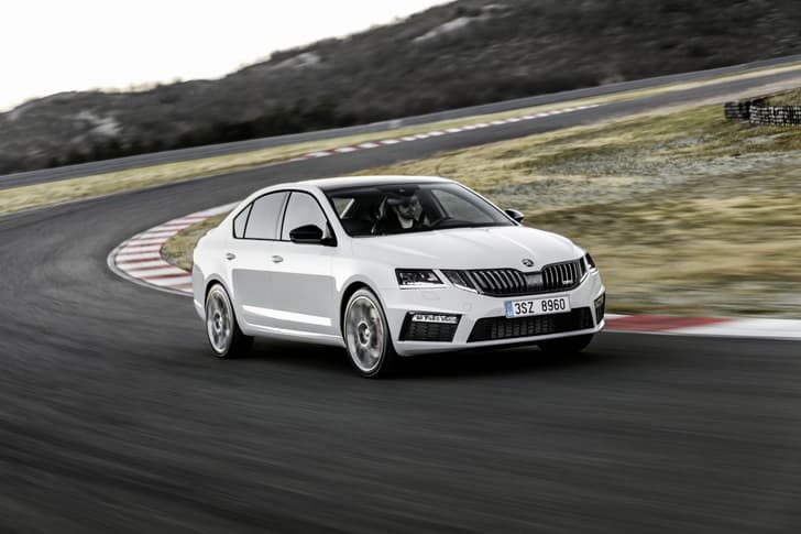 2017 Skoda Octavia RS image gallery