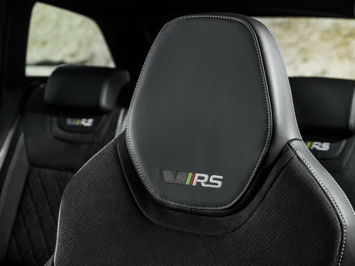 2017 Skoda Octavia RS image gallery