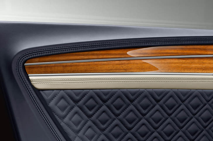 2018 Bentley Continental GT image gallery