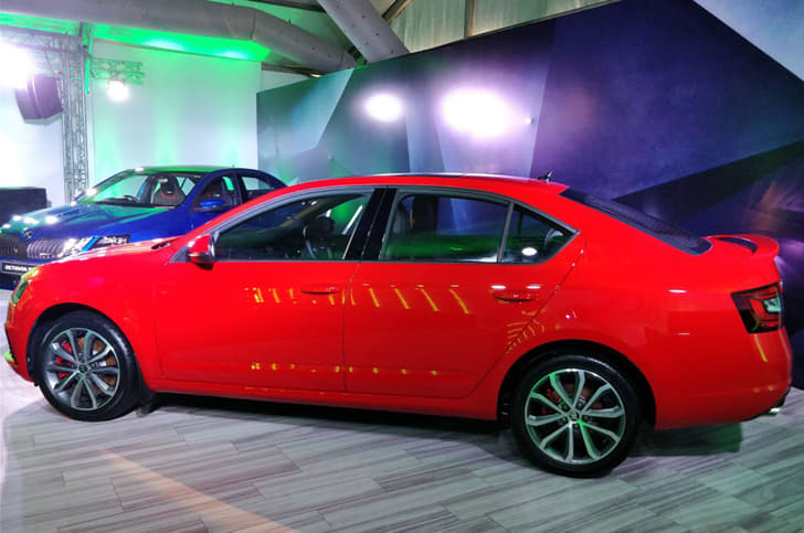 2017 Skoda Octavia RS image gallery