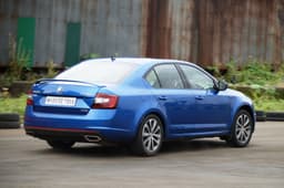 2017 Skoda Octavia RS image gallery