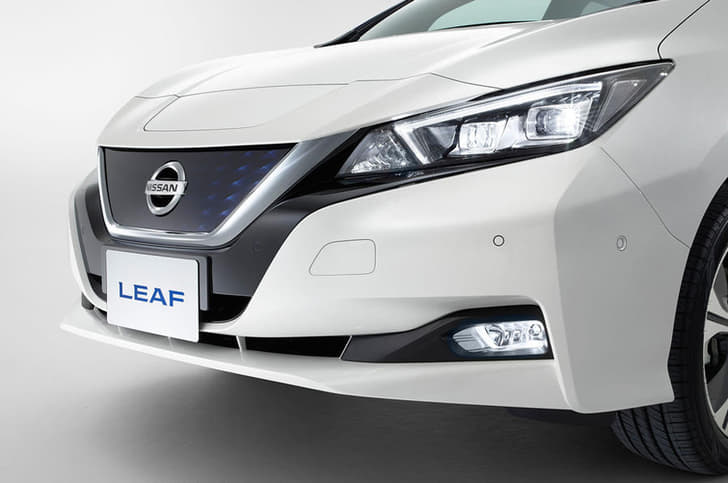 2018 Nissan Leaf image gallery