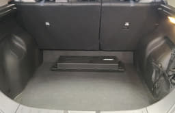 2018 Nissan Leaf image gallery