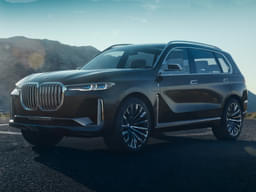 Bmw X7 Front Left Three Quarter