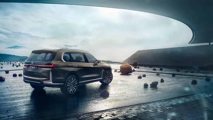 Bmw X7 Rear View