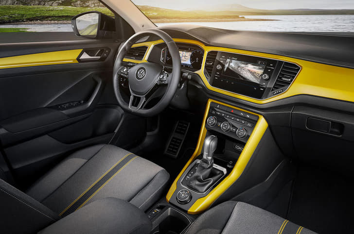 2018 Volkswagen T-Roc image gallery