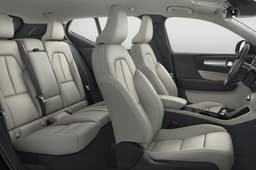 2017 Volvo XC40 image gallery