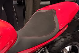 2017 Ducati SuperSport image gallery