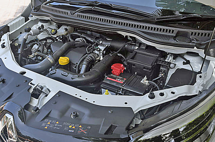 2017 Renault Captur image gallery