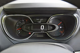 2017 Renault Captur image gallery