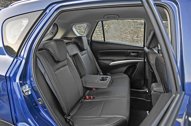 2017 Maruti S-Cross facelift image gallery