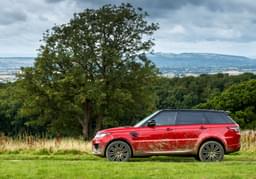 Land Rover Range Rover Sport Front Right Three Quarter
