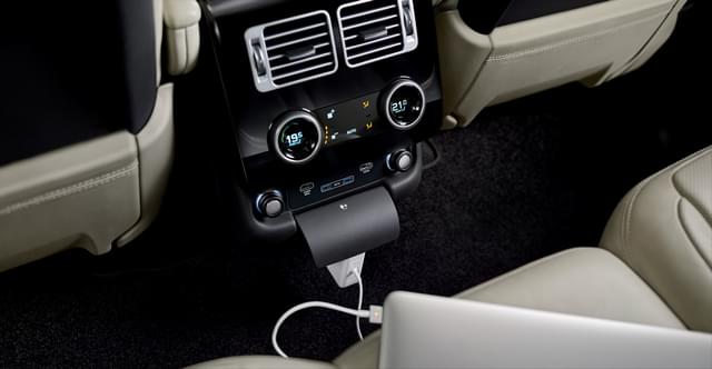 12v Power Outlets Image - 3986