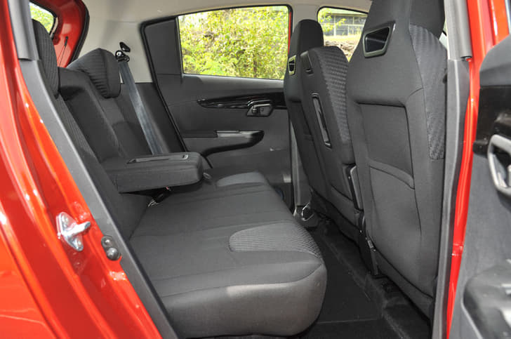 2018 Mahindra KUV100 NXT facelift image gallery