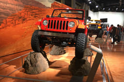 JEEP SHORTCUT - This concept is based on the Wrangler; it comes with a 3.6-litre V6 engine.