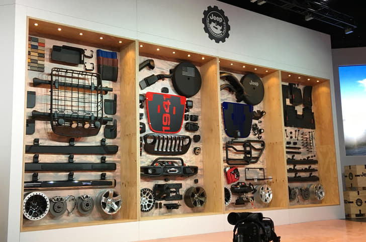 MOPAR JEEP WRANGLER PARTS - Mopar used SEMA to showcase the range of performance parts it will offer for the forthcoming new Jeep Wrangler; there are more than 200 pieces at launch.