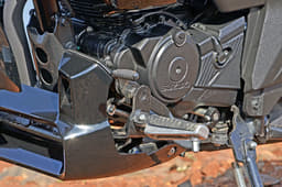 2017 Suzuki Intruder 150 image gallery 