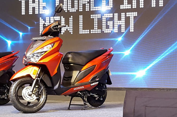 2017 Honda Grazia image gallery