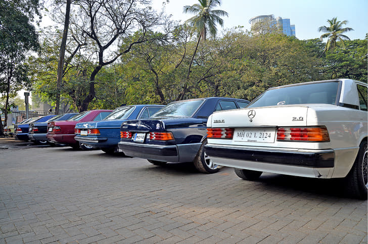 A bevy of beautiful 190Es were amongst the most modern cars at the event.