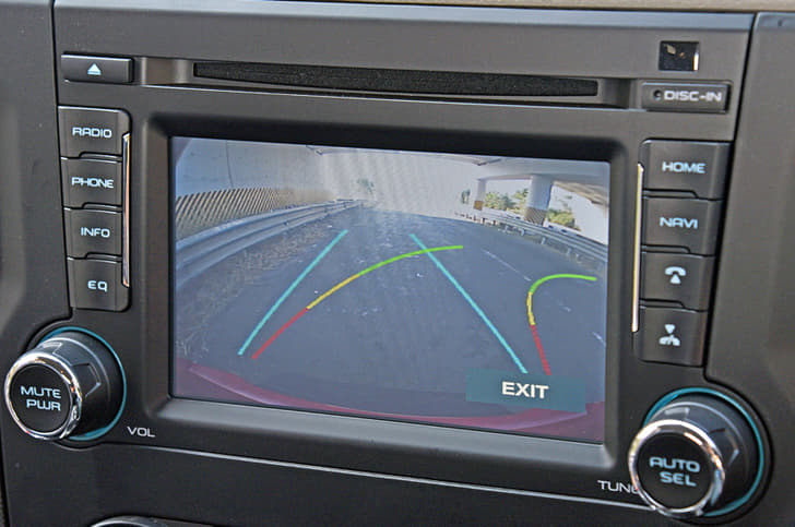 The reverse parking system now comes with dynamic guidelines as well to aid in parking and reversing.