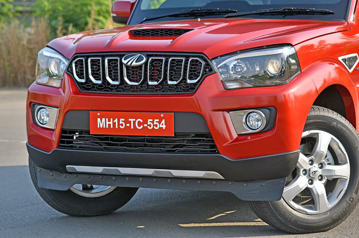 Scorpio now gets a new seven-slotted front grille that looks very Jeep-esque.