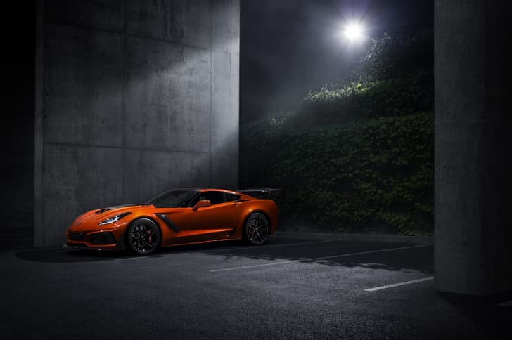 New Chevrolet Corvette ZR1 image gallery