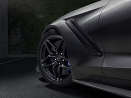 New Chevrolet Corvette ZR1 image gallery