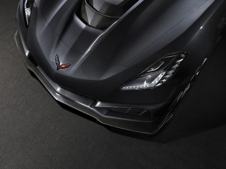 New Chevrolet Corvette ZR1 image gallery