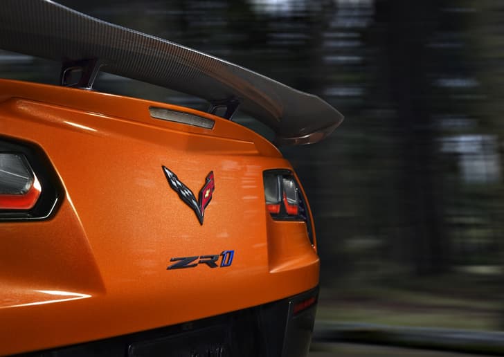 New Chevrolet Corvette ZR1 image gallery