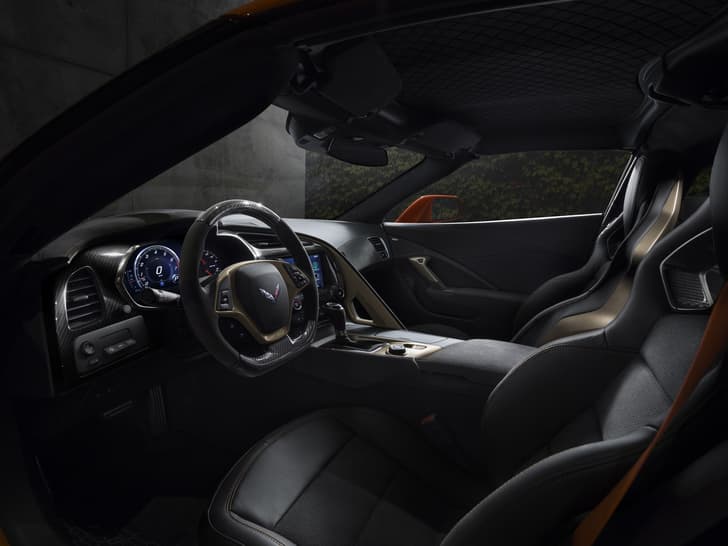 New Chevrolet Corvette ZR1 image gallery