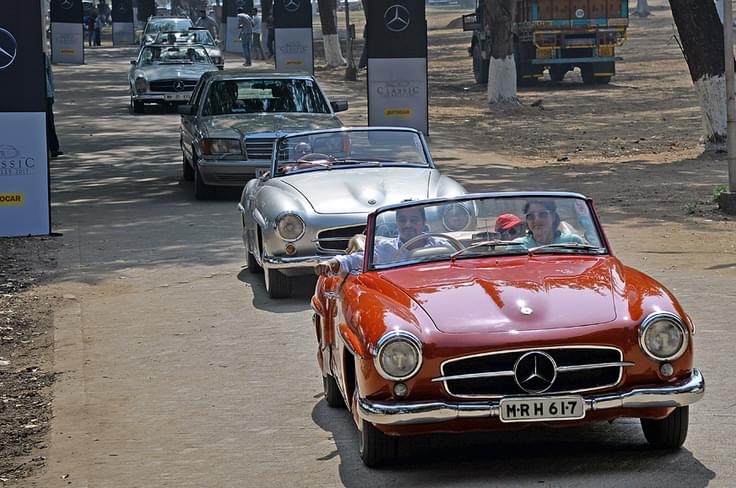 Every generation of the SL till the R129 was were present at the rally. See here are two 190 SLs. Every generation of the SL till the R129 was were present at the rally. See here are two 190 SLs.