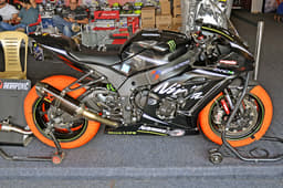 Track-spec Kawasaki ZX-10RR.