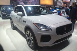 Jaguar F-Pace.