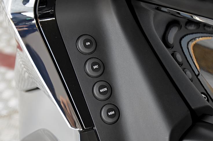 Shortcut function buttons on the BMW K1600B. Shortcut function buttons on the BMW K1600B.