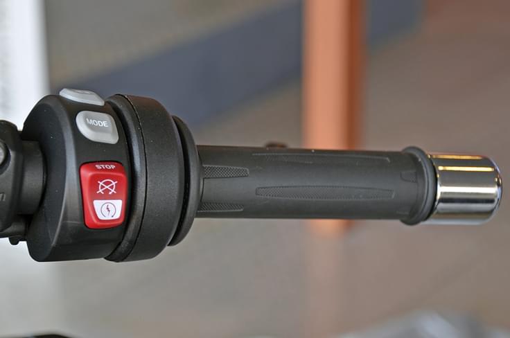 BMW K1600B right hand side switchgear. BMW K1600B right hand side switchgear.