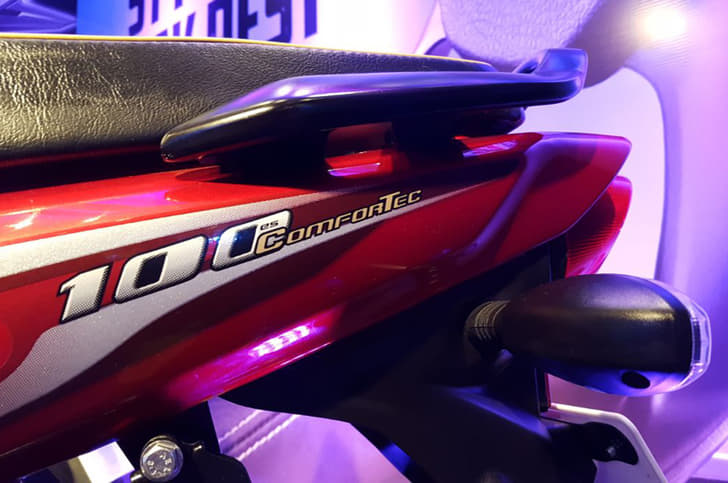 2018 Bajaj Platina image gallery