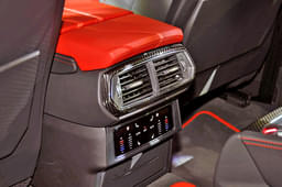 Lamborghini Urus Color Red