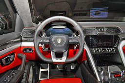 Lamborghini Urus Dashboard