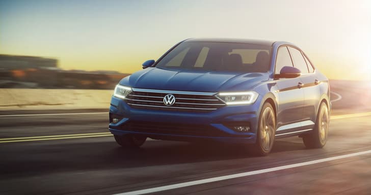 2018 Volkswagen Jetta image gallery