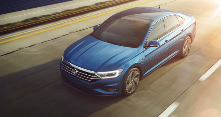 2018 Volkswagen Jetta image gallery