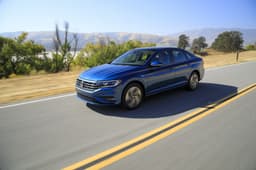 2018 Volkswagen Jetta image gallery