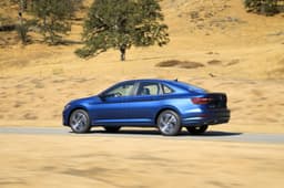 2018 Volkswagen Jetta image gallery